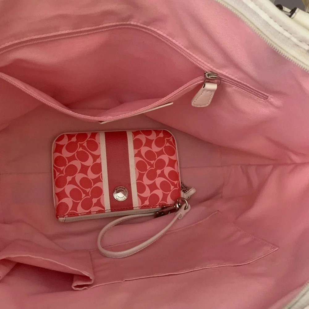 Coach Chelsea Signature Leah Tote Bag